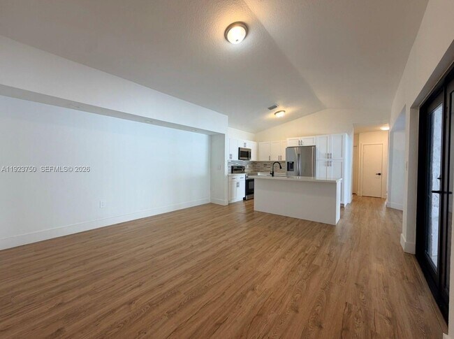 Foto del edificio - 11361 SW 145th Ave