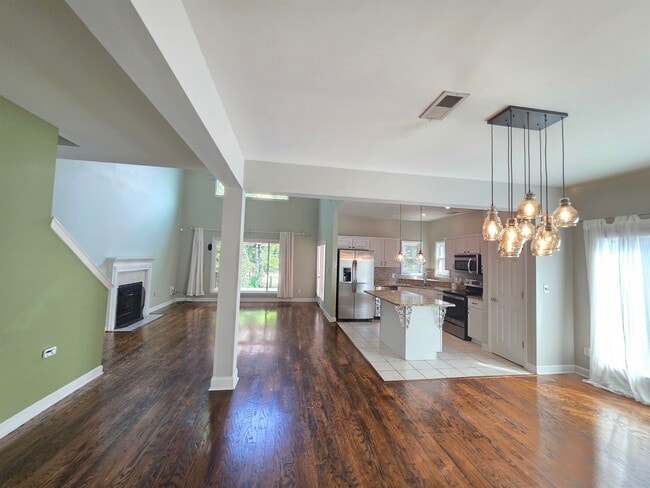 Foto del edificio - 1090 River Isle Dr