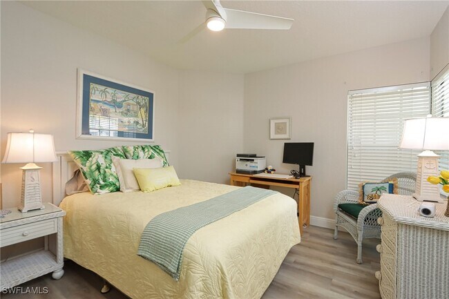 Foto del edificio - 13140 Hamilton Harbour Dr
