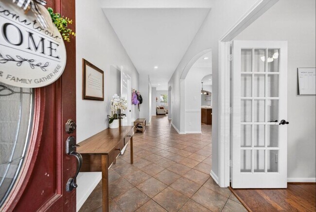 Foto del edificio - 15226 Olmstead Park Dr