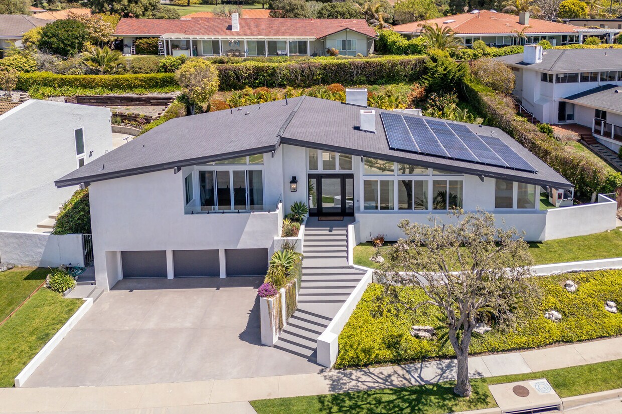 7190 Crest Rd, Rancho Palos Verdes, CA 90275 House Rental in Rancho