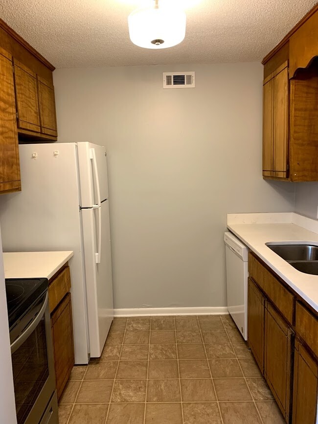 1600 Rucker Blvd Unit 7, Enterprise, AL 36330 Apartments in Enterprise, AL