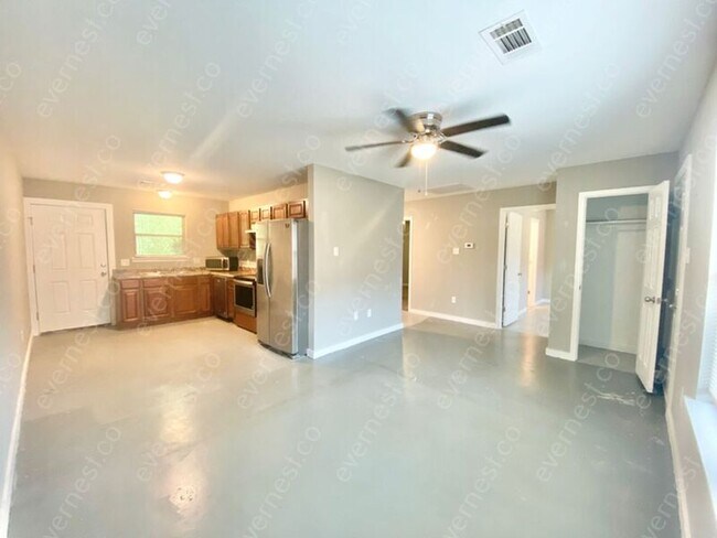 Foto del edificio - 1413 Hardy St