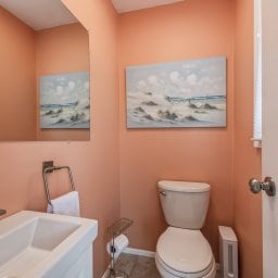 Foto del edificio - 202 Lake Hills Rd