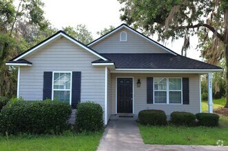 Building Photo - 1499 San Bernardino Way
