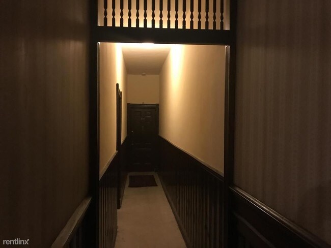 Foto del edificio - 1206 N Calvert St