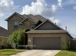 Building Photo - 752 Scenic Lake Dr