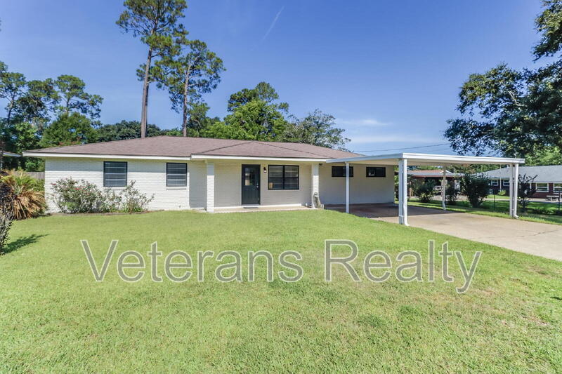 Foto principal - 129 Quarles St