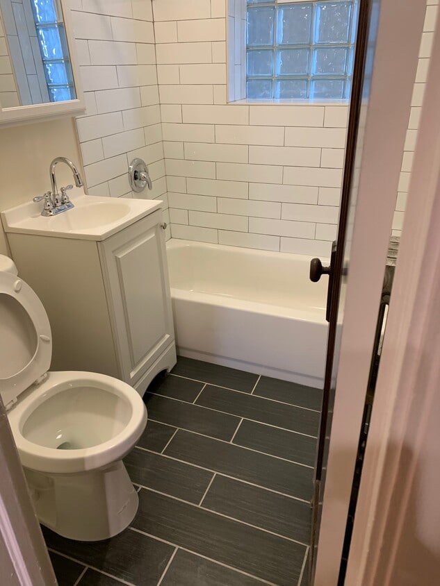 Foto principal - 2110 N Saint Louis Ave