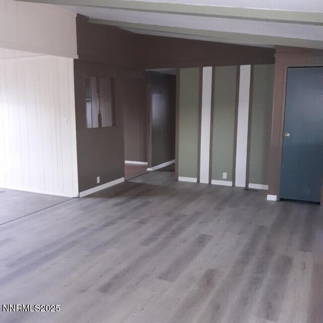 Foto del edificio - 630 Irish American Rd