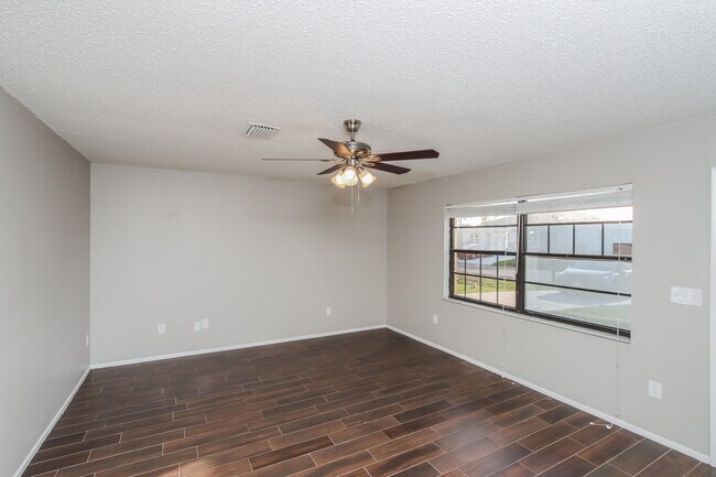 Foto del edificio - 928 Sable Cir SE