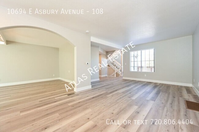 Building Photo - Spacious 3-bedroom, 3 1/2 bath townhome ne...
