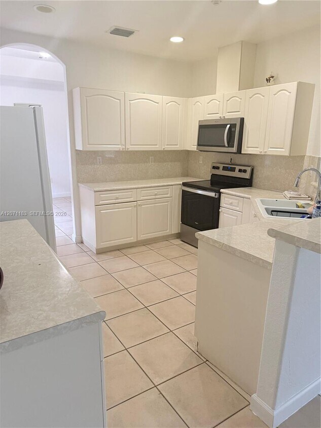 Foto del edificio - 14918 SW 15th Ln