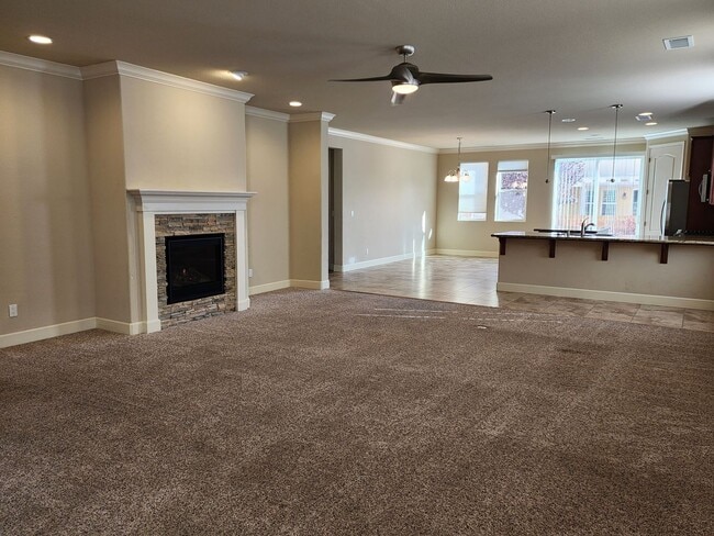 Building Photo - Home For Rent in Minden