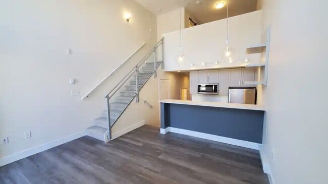 Building Photo - 32838 Ventura Ave