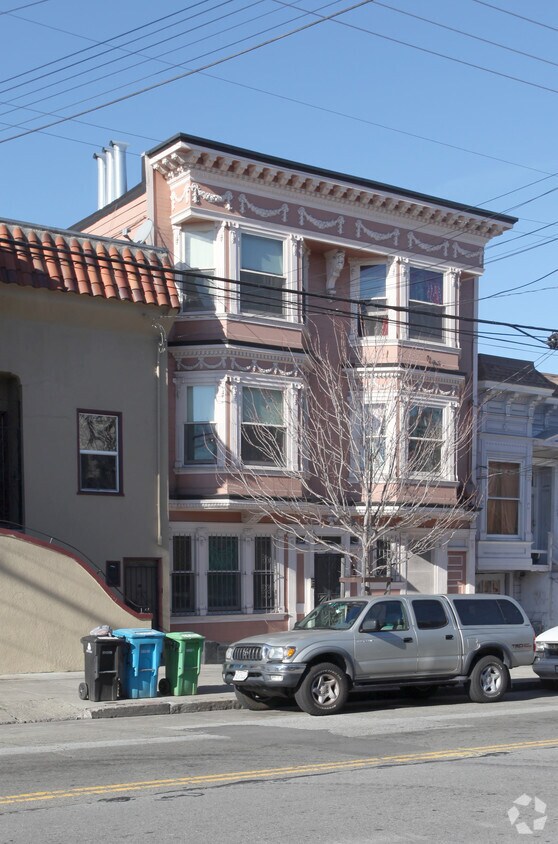 Primary Photo - 2426 Bryant St