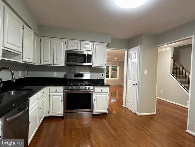 Foto del edificio - 10152 Village Knolls Ct