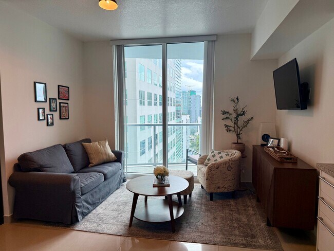 Foto del edificio - 185 SW 7th St