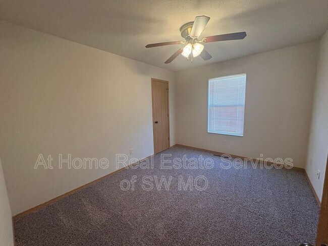 Foto del edificio - 3880 S Jonathan Ave