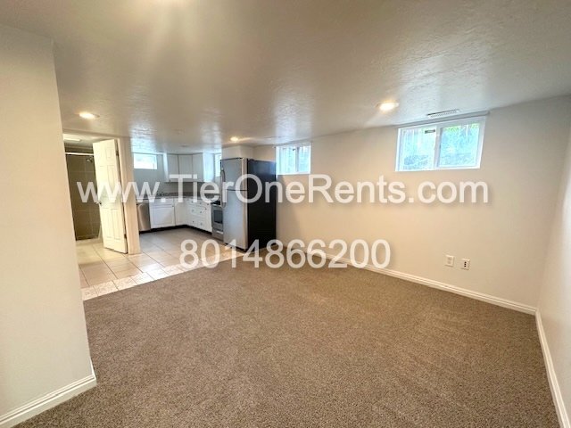 Building Photo - This property offers a NO DEPOSIT option a...