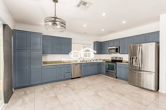 Foto del edificio - 14206 W Indianola Ave