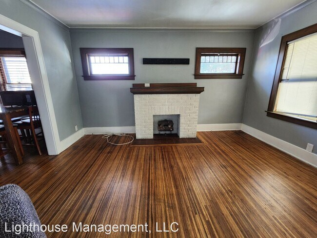 Foto del edificio - 3 br, 1 bath House - 106 Mohawk St.
