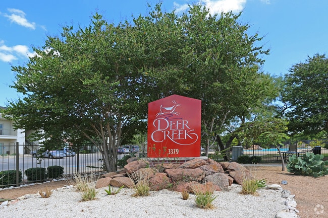 Deer Creek Apartments San Antonio, TX