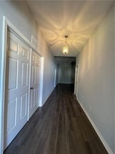 Building Photo - 1435 9th Pl