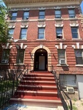 Building Photo - 38-40-40 Sanford St