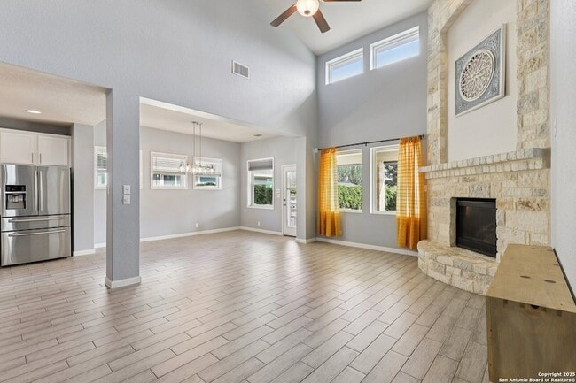 Building Photo - 8732 Stackstone