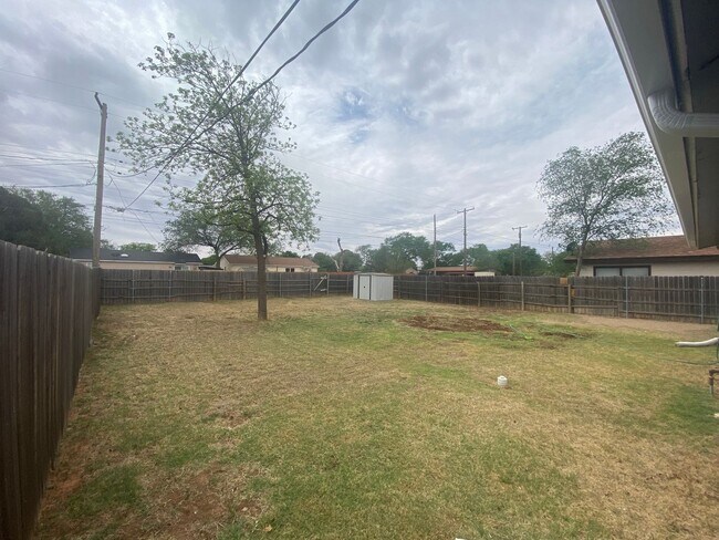 Foto del edificio - 4921 39th St