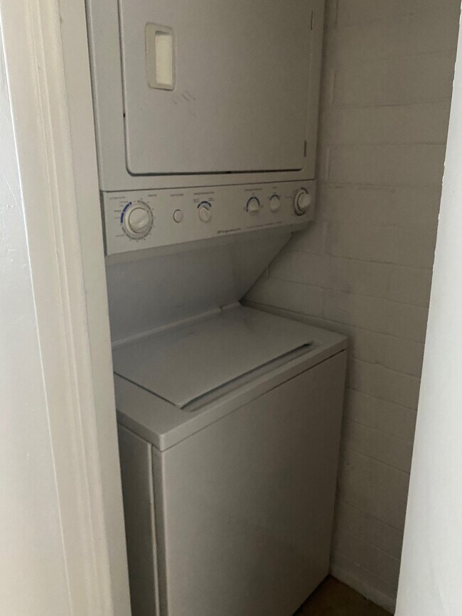 Foto del edificio - 2525 N Alvernon Way