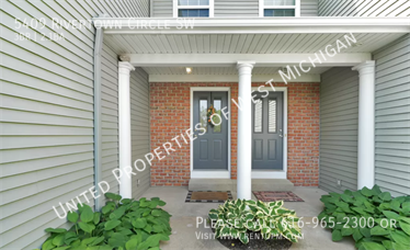 Building Photo - Available Now | 3 Bed 2.5 Bath Single Fami...