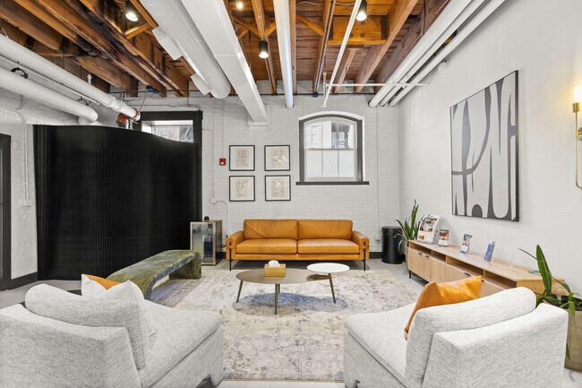 La colección en la oficina del American Tobacco Center - American Tobacco Center