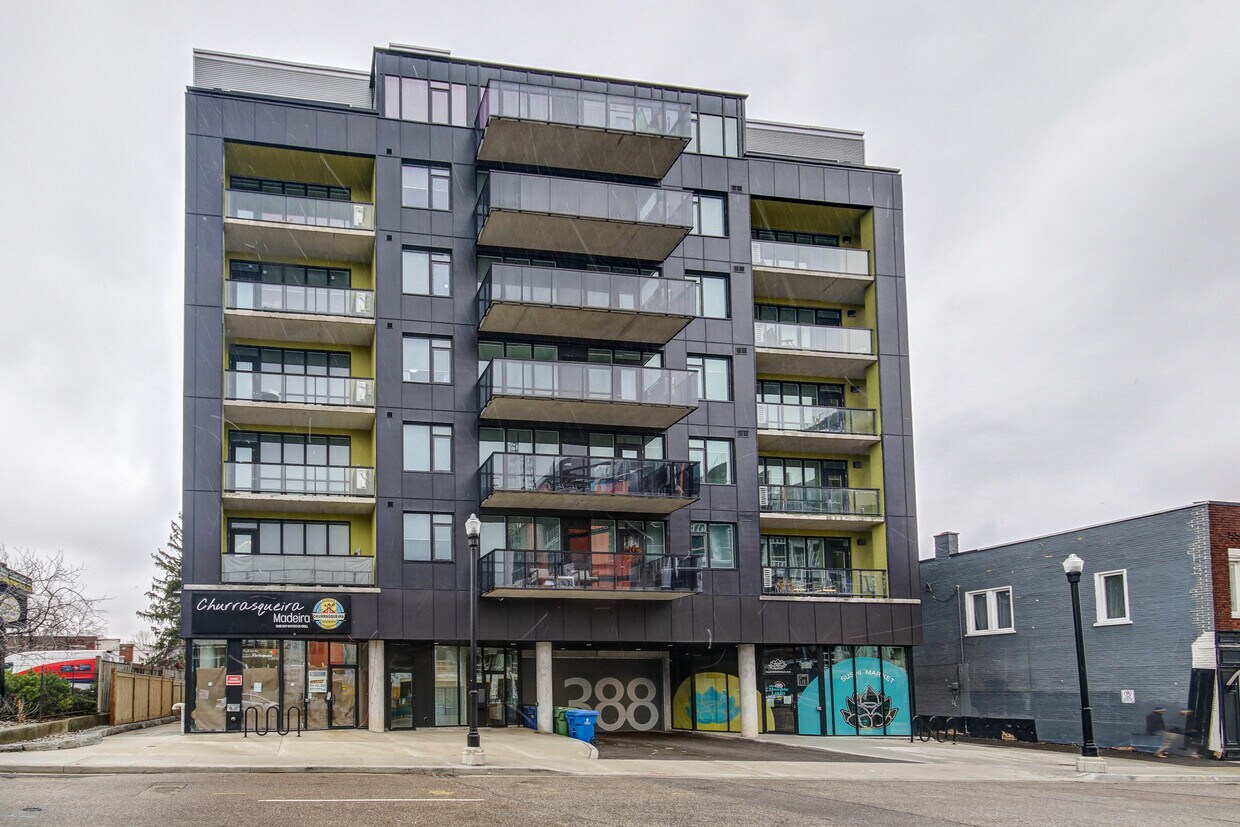 Photo principale - Beautiful 1+Den In Downtown Kitchener