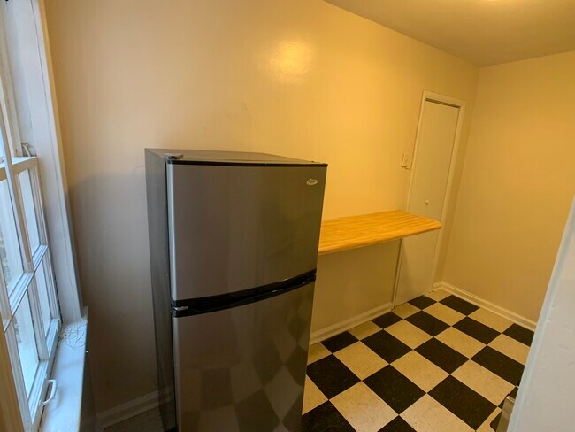 Foto del edificio - 2825 Thornhill Rd
