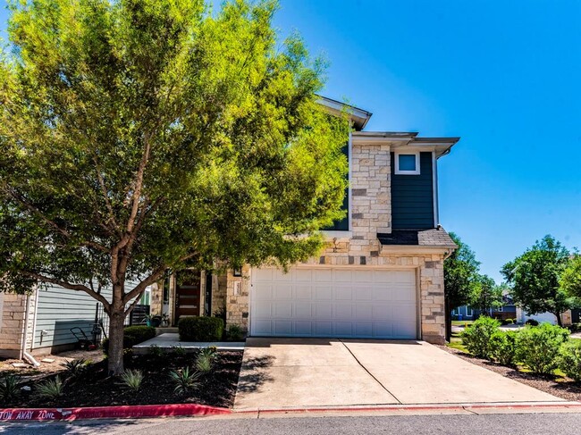 Building Photo - 2315 Capulet St