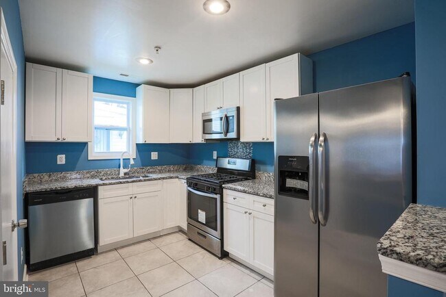 Foto del edificio - 4905 Ridge Ave