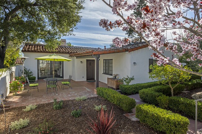 Building Photo - 1829 Mira Vista Ave