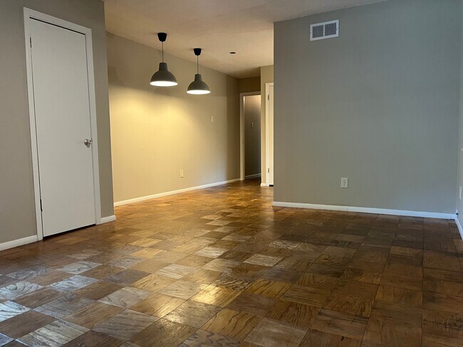 Foto del edificio - 354 Williford St