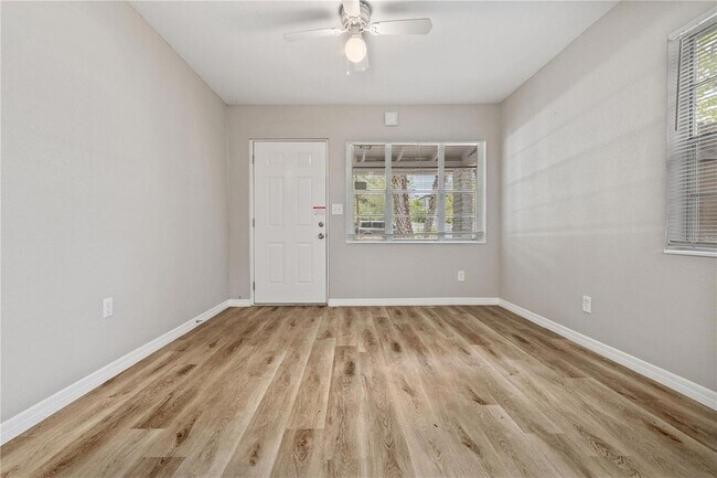 Foto del edificio - 6014 S 6th St