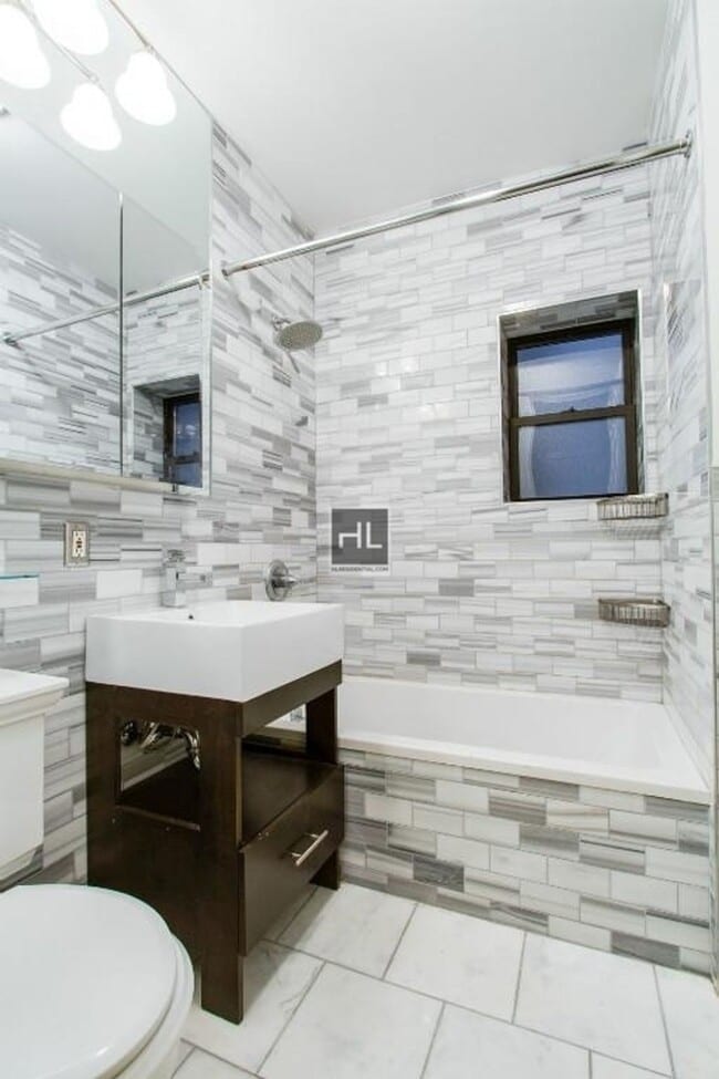 Building Photo - East 18th Street