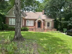 Building Photo - 1721 St Elmo Dr