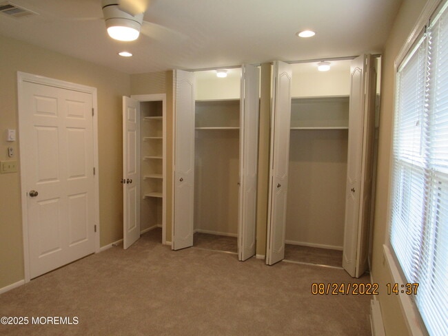Building Photo - 709A Plymouth Dr