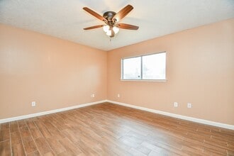 Building Photo - 12011 Monument Valley Dr