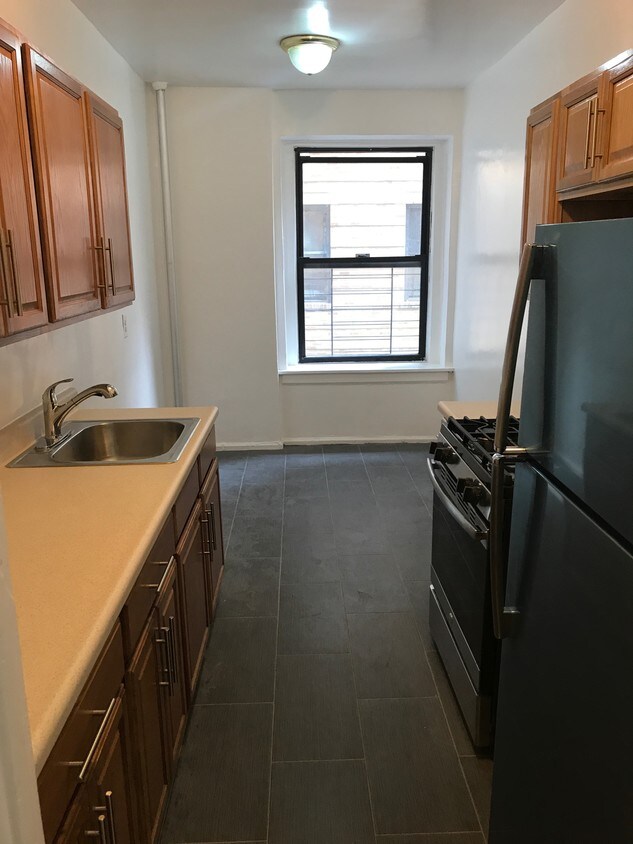 Foto principal - 2160 Bolton St