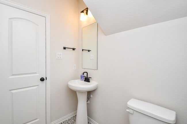 Building Photo - 21338 Nolan Creek View Dr