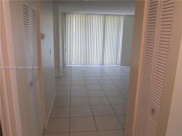 Foto del edificio - 8215 SW 152nd Ave