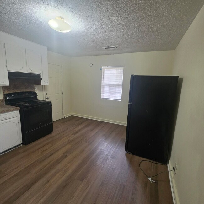 Foto del edificio - 5534 Flanders Ave