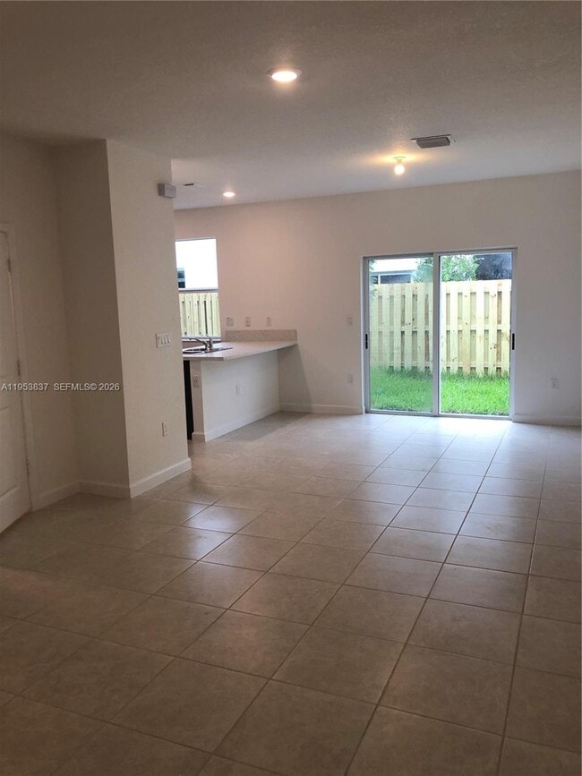 Foto del edificio - 2610 SE 13th St